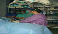 عمل جراحی ترمیم ریشه منیسک زانو به روش آرتروسکوپیک در بیمارستان نقوی